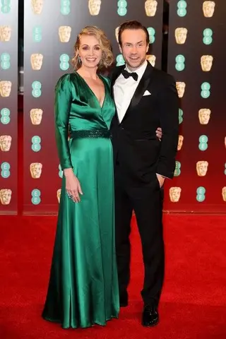 Elize du Toit e Rafe Spall