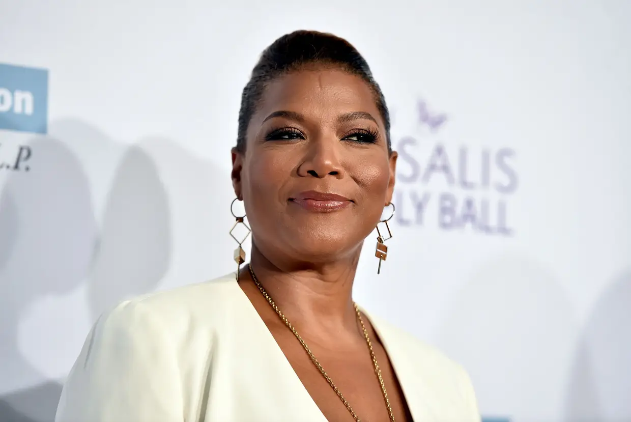 Queen Latifah: "Se eu pudesse falar comigo mesma com 19 ou 20 anos, diria 'Vais sair-te bem. As coisas não são assim tão sérias!'"