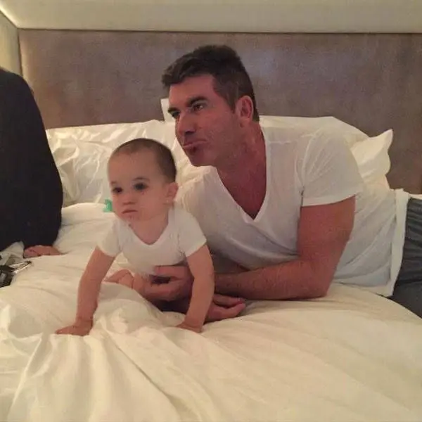 Simon Cowell tinha 54 anos quando a namorada, Lauren Silverman, teve o pequeno Eric.
