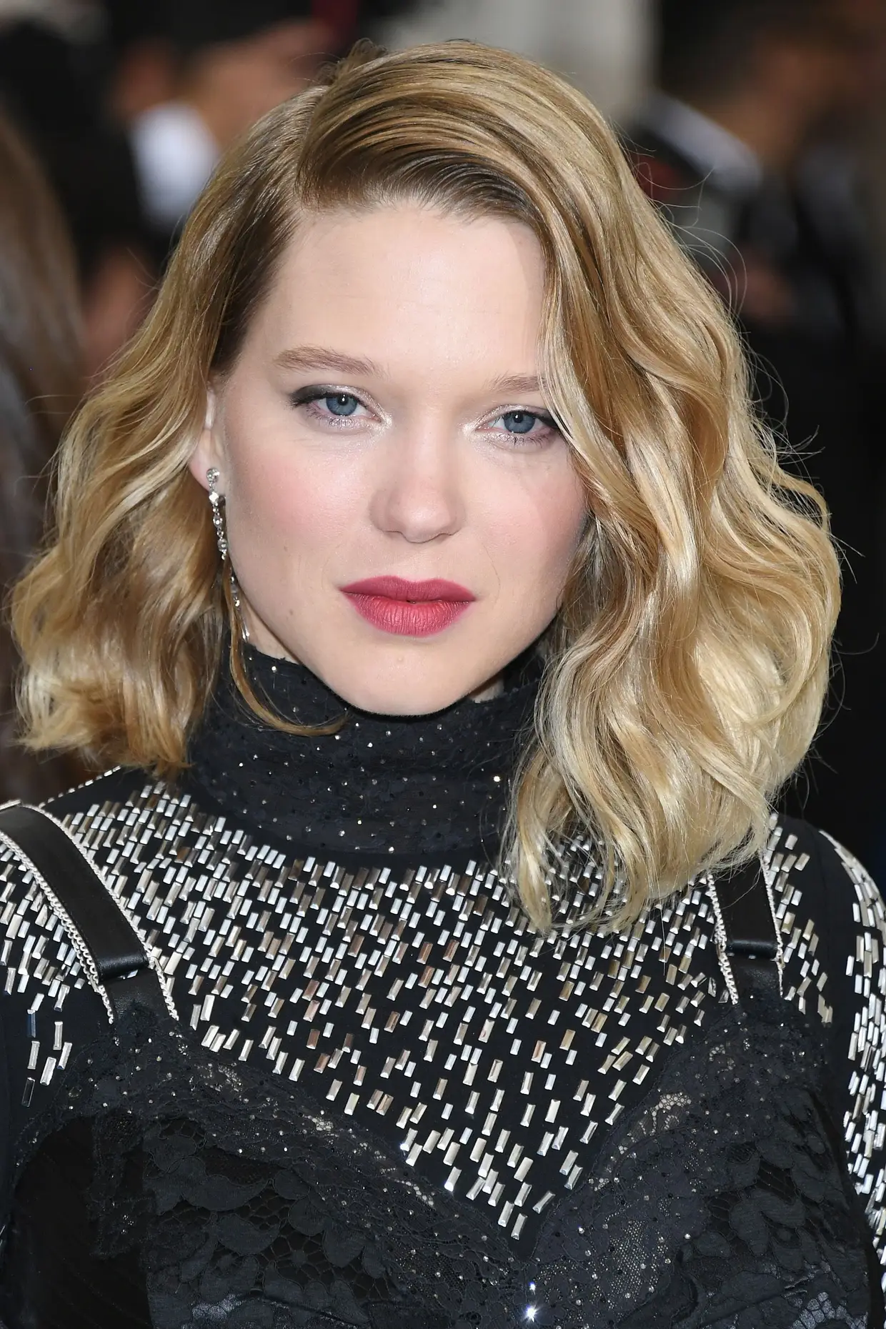 Léa Seydoux: a atriz francesa contou ao 'The Guardian' que Weinstein avançou sobre ela e tentou beijá-la na boca em 2012 depois de um desfile de moda no qual os dois marcaram presença. "Tive de defender-me. Ele é grande e gordo, portanto tive de usar a força para resistir".