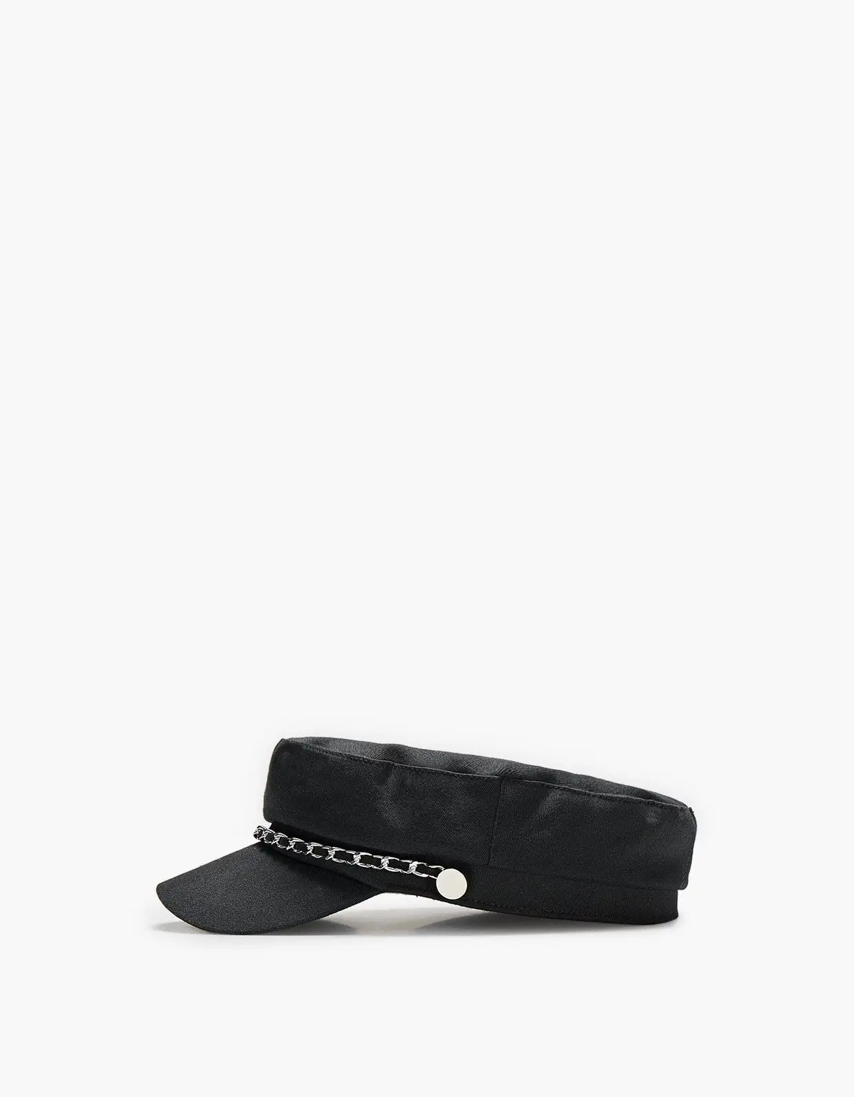 Boné marinheiro, Stradivarius, €12.99