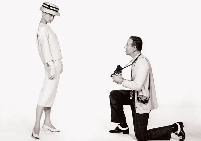 'Cinderela em Paris' (1957)