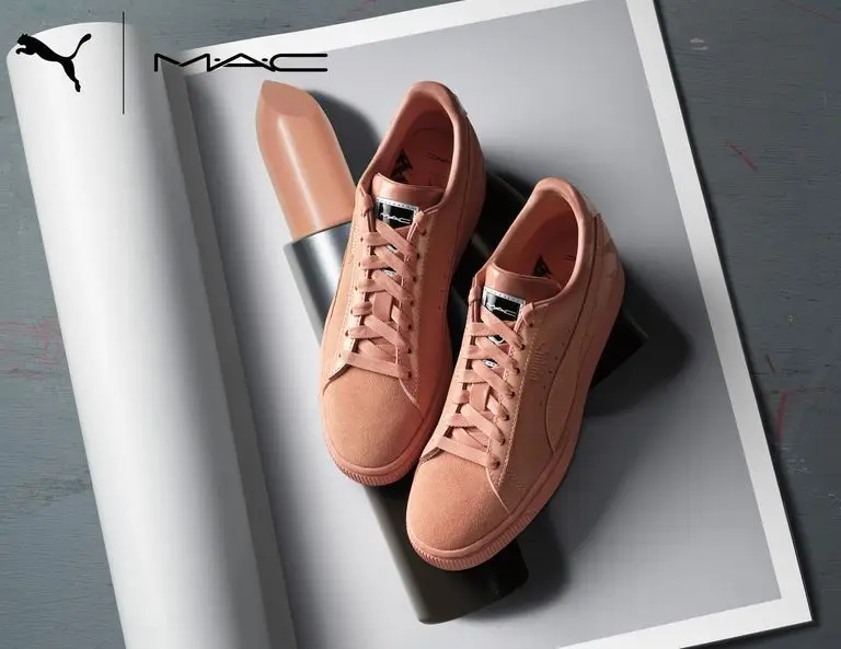 Puma X MAC Suede Sneakers em Crème d’Nude