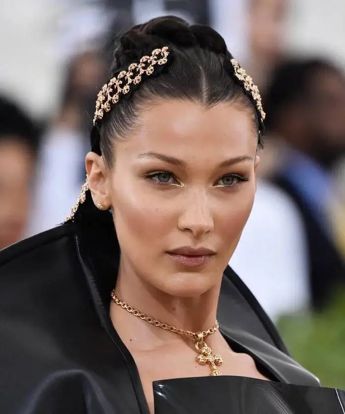 Bella Hadid