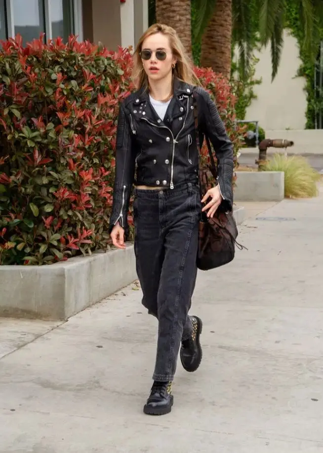Suki Waterhouse
