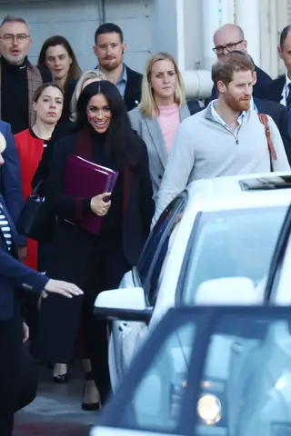 Os duques de Sussex chegam à Austrália para dar início a uma tour real com a duração de 16 dias