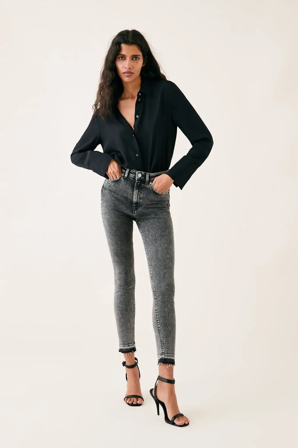 Zara,29,95 euros
