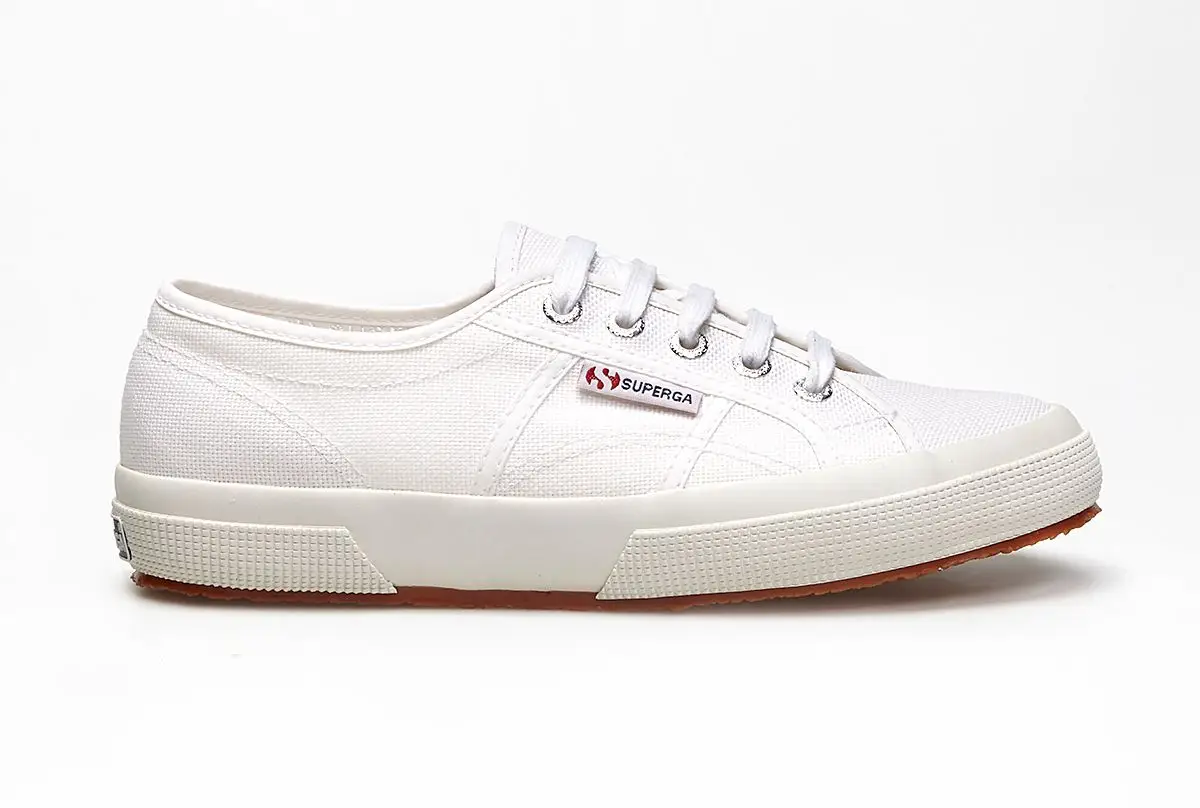 2750 WHITE 65 euros.