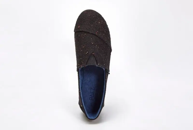 Classic Gum Dotsblack 44,90euros.