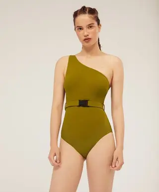 Fato de banho assimétrico, 35,99 euros, Oysho