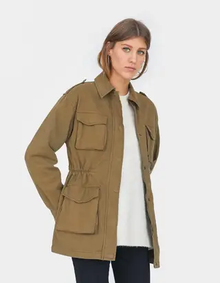 Blusão parka 19,99 euros (antes 29,99 euros)
