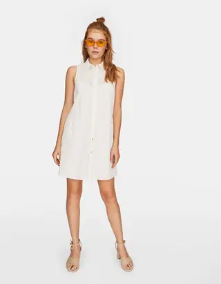 Vestido com bordado suíco, 15,99 euros (25,99 euros)