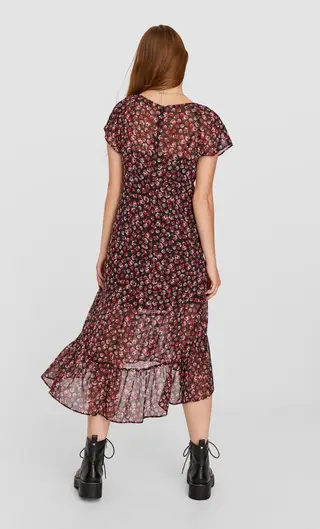 Vestido midi estampado, 25,99 euros.