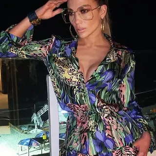 Nova fotografia de Jennifer Lopez prova que é 'impossível' que a artista tenha 50 anos