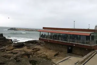 Esplanada Furnas: O peixe, o marisco e os salpicos do mar da Ericeira