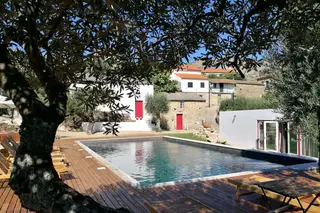 Pedra Nova: relaxar numa aldeia histórica, com vista para o castelo