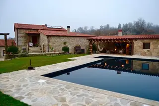 Passatempo: Ganhe uma noite nas Carya Tallaya - Casas de Campo, no Sabugal