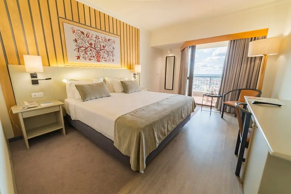 Meliá Castelo Branco: um hotel panorâmico para conhecer a cidade