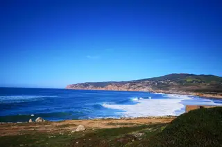 Da Ericeira ao Guincho: restaurantes para estar junto ao mar quando o sol aquece