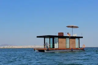 Quem quer dormir num viveiro de ostras na Ria de Aveiro?
