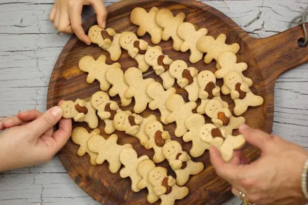 Chef em Casa: Bolachas espiral e Bolachas de gengibre e canela por Isabel Zibaia Rafael