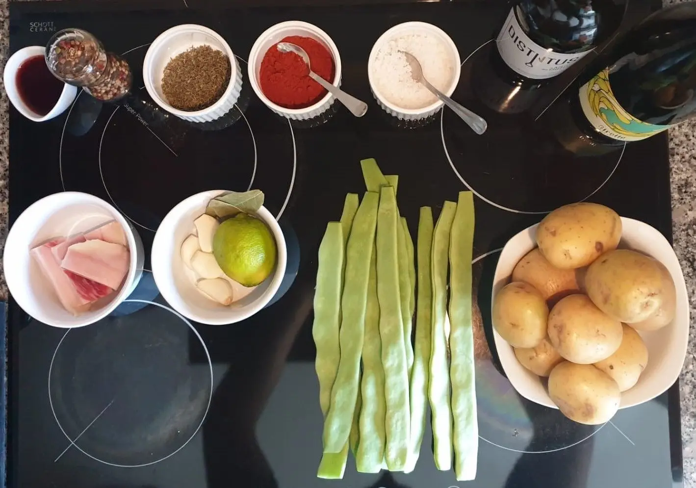 Chef em Casa: Pregado no forno, batata assada e feijão-verde salteado por Manuel Ferreira, dos Lux Hotels