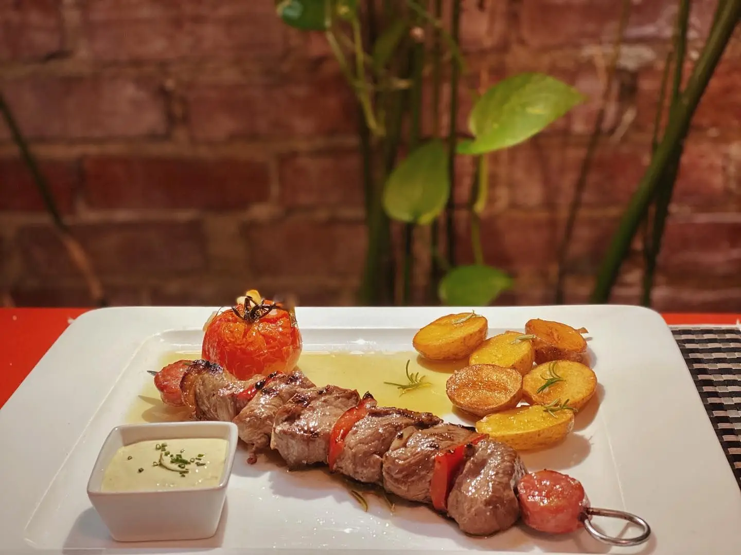 No Richards Garden vai-se do Japão a Itália sem sair da mesa