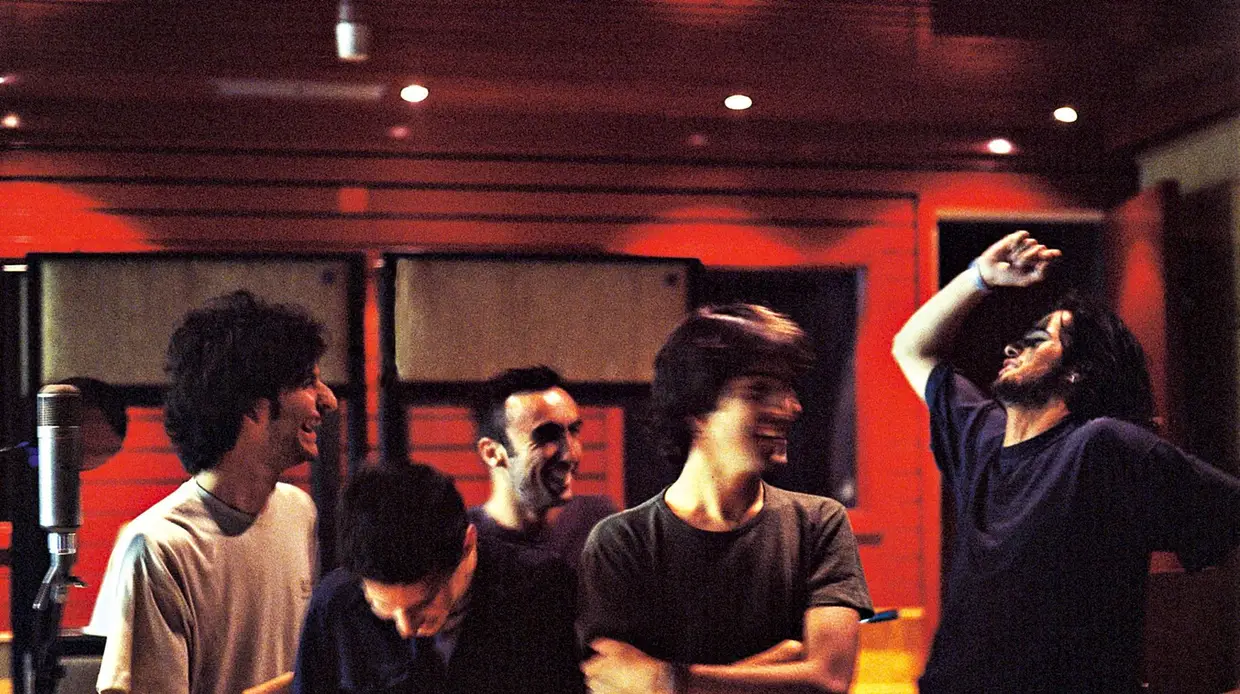 Antes do segundo álbum, os Ornatos participaram na compilação “Tejo Beat”