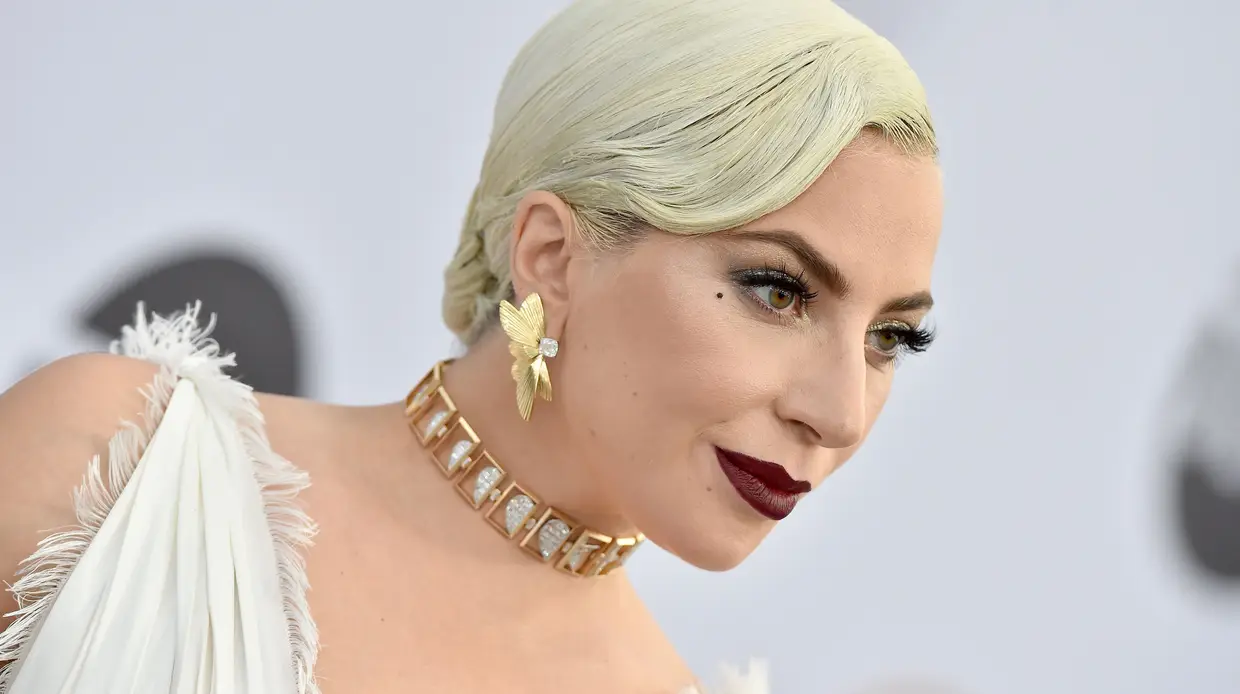 Lady Gaga na chegada aos Screen Actors Guild Awards