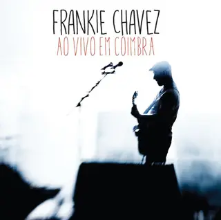 Capa do CD "Ao Vivo em Coimbra", de Frankie Chavez, grátis com a BLITZ de fevereiro de 2017