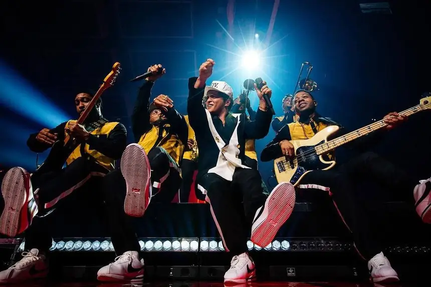 BLITZ Tudo sobre o concerto esgotado de Bruno Mars, hoje em Lisboa