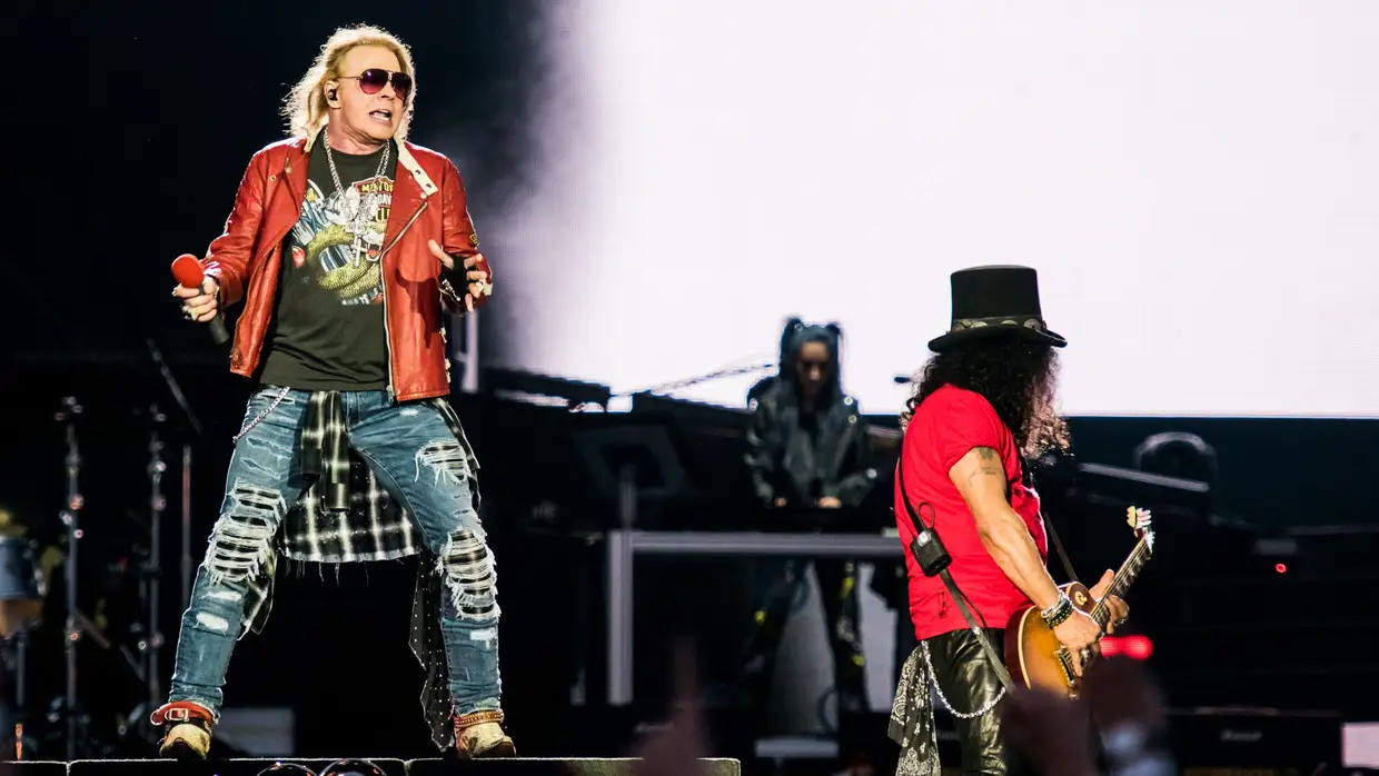 Guns N' Roses no Passeio Marítimo de Algés, Lisboa