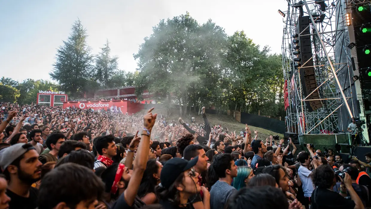 Car Seat Headrest no Vodafone Paredes de Coura'17
