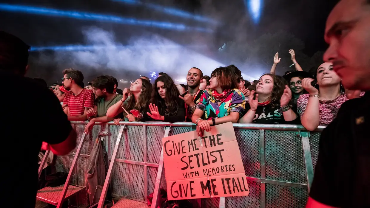 Foals no Vodafone Paredes de Coura'17