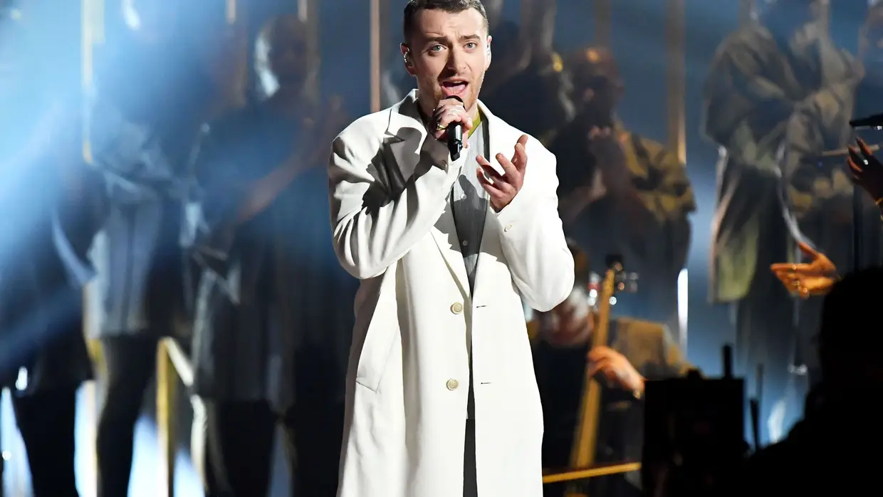 Sam Smith cantou "Pray"