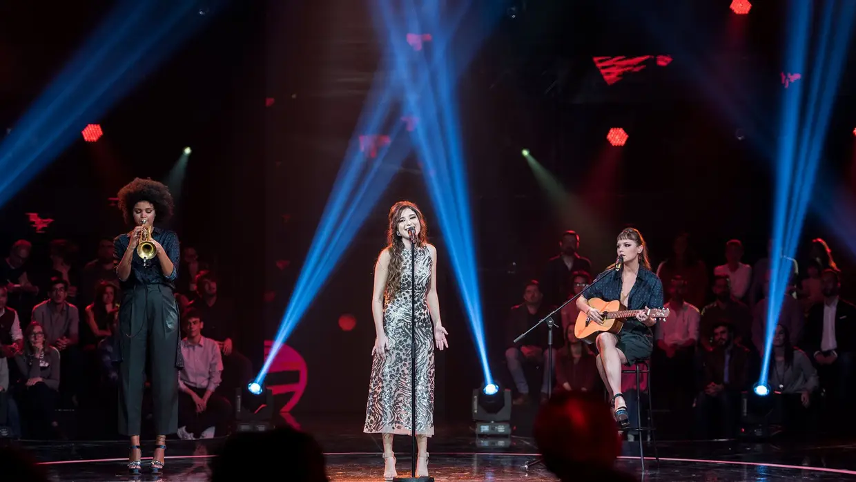 Beatriz Pessoa cantou "Eu Te Amo" de Mallu Magalhães