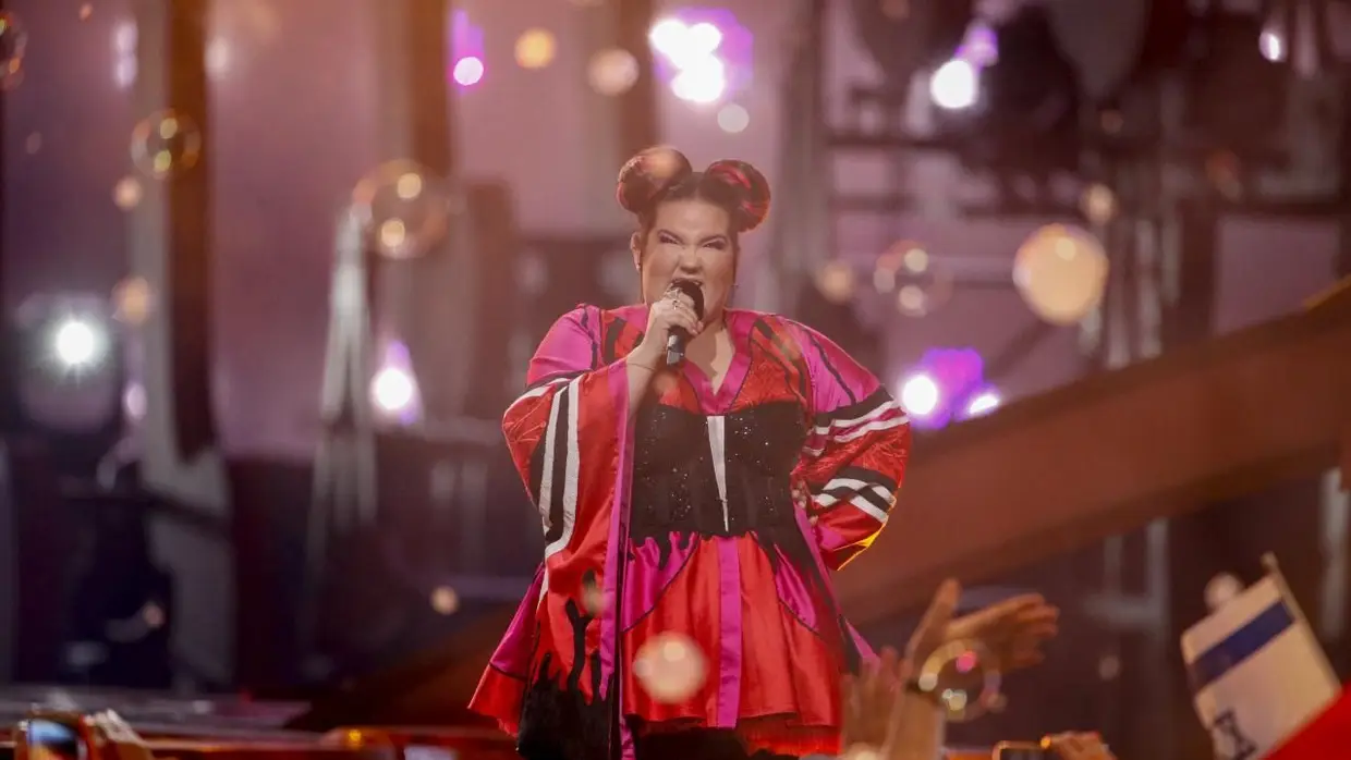 Netta Barzilai subiu ao palco depois de meses como grande favorita. Apurou-se para a final, mas está a cair nas bolsas de apostas