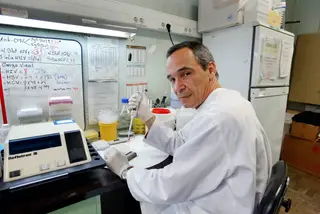 Ricardo Camacho, médico