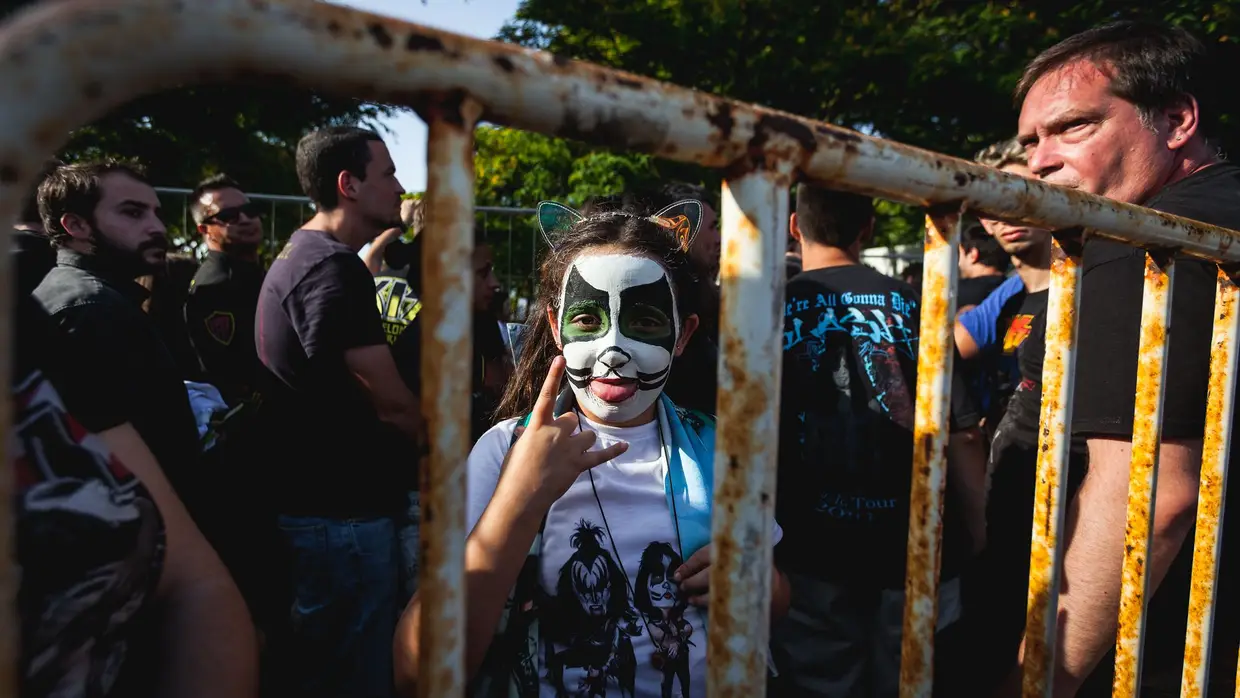 Ambiente do concerto de Kiss e Megadeth em Oeiras