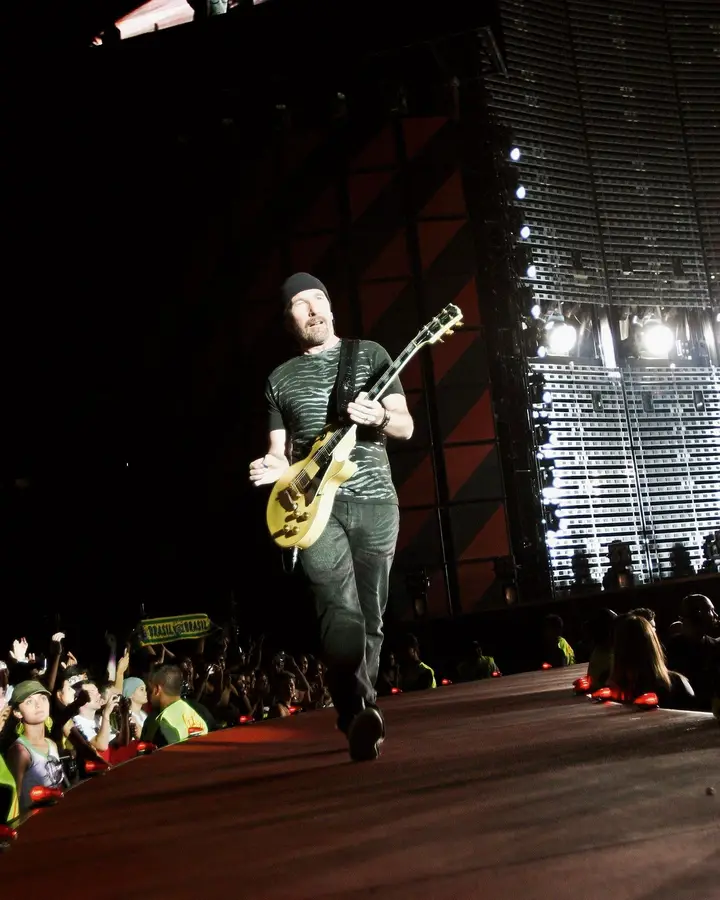 U2 no Estádio José Alvalade, em Lisboa, a 14 de agosto de 2005