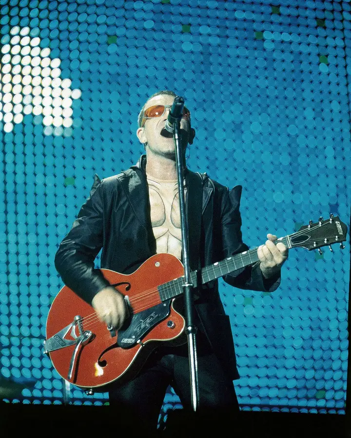 U2 ao vivo no Estádio José Alvalade, em Lisboa, 11 de setembro de 1997