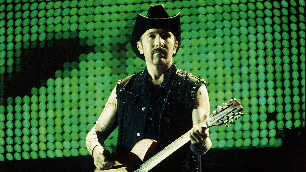 U2 ao vivo no Estádio José Alvalade, em Lisboa, 11 de setembro de 1997