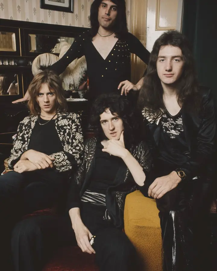 Os Queen no primeiro álbum, em 1973