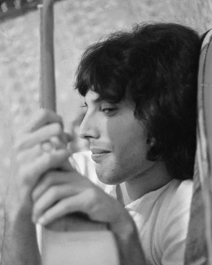 Numa das primeiras entrevistas (1969-70), no seu apartamento de Shepherd's Bush, em Londres