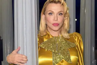 Courtney Love confessa: “Falo com a minha roupa. Digo-lhe: 'queres ir embora por uns tempos?'”