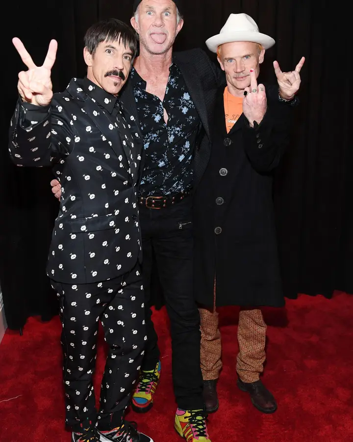 Os Red Hot Chili Peppers também passaram pela passadeira vermelha