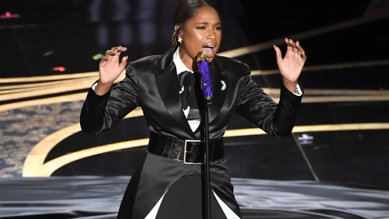 Jennifer Hudson interpretou 'I'll Fight' do documentário "RBG"