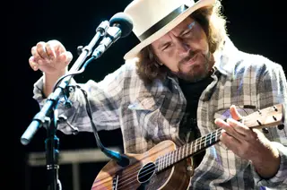 Eddie Vedder no Sudoeste, em agosto de 2012