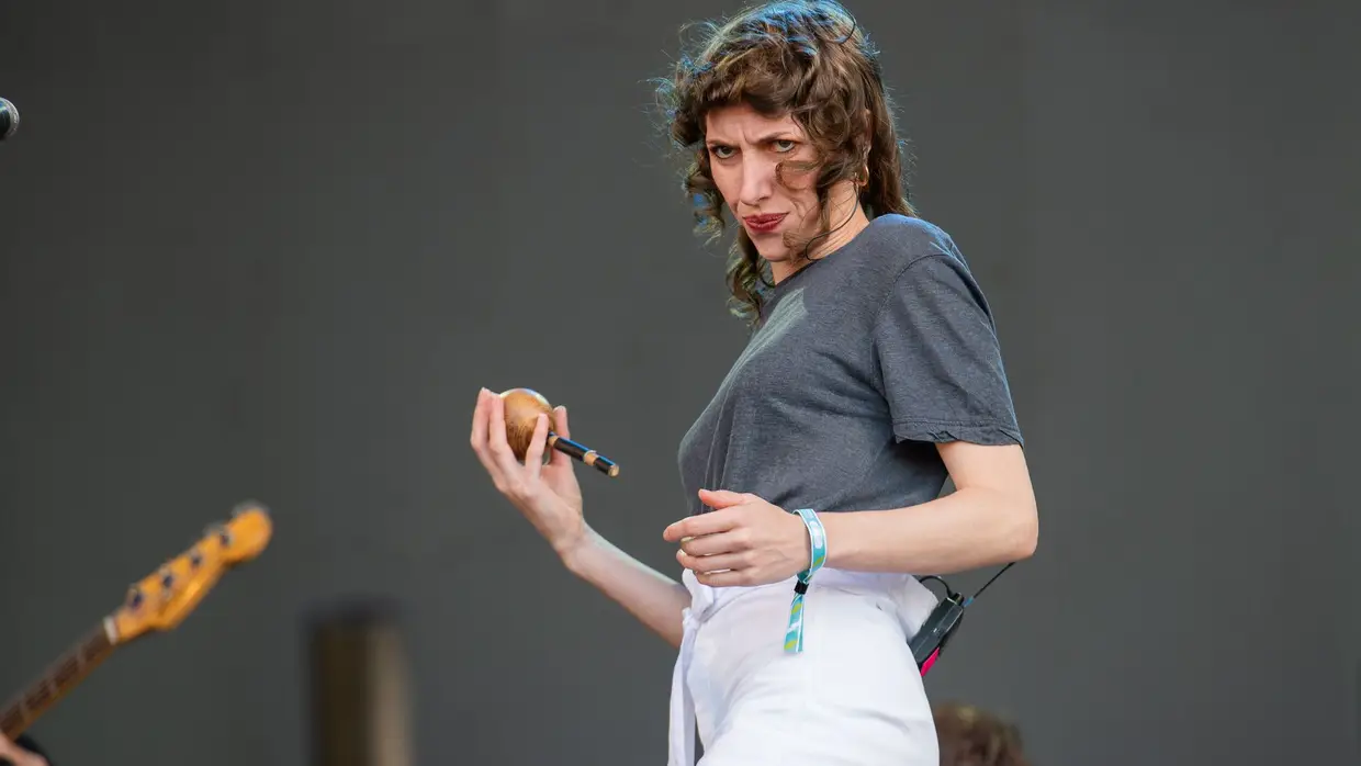 Aldous Harding no NOS Primavera Sound 2019