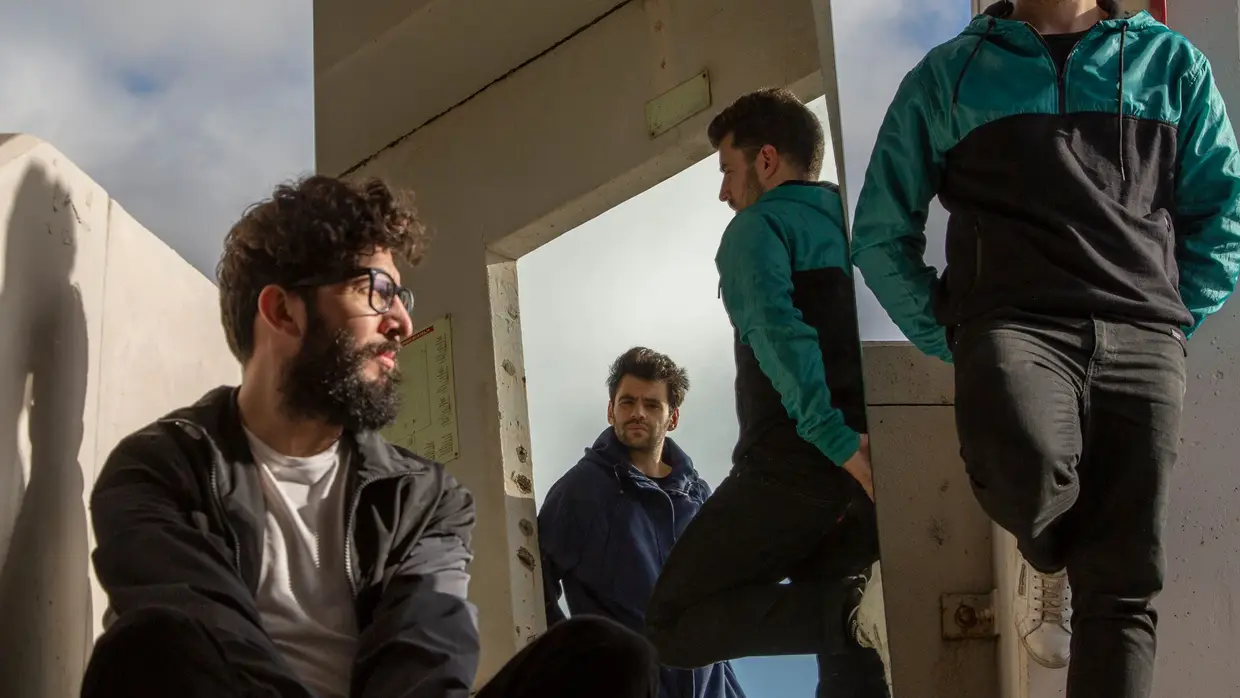 A banda portuguesa Holy Nothing eletriza o MESCLA com a sua música no dia 6 de julho, às 23 horas, no Largo Pintor da Gata.